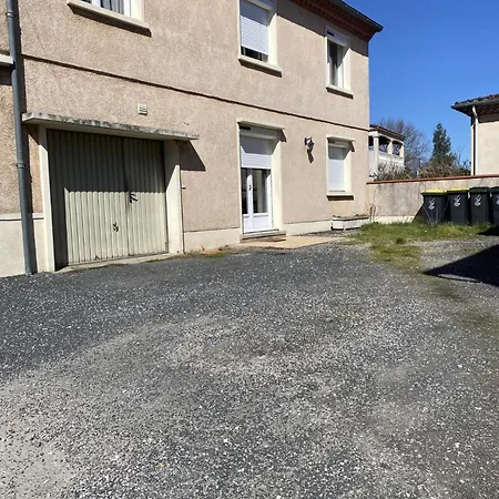 Equipe 2 + Jardin Apartment Saix (Tarn)
